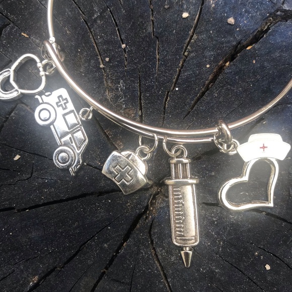 Thanks giving Nurse/Doctor charms bracelet - Picture 5 of 8